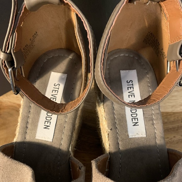 SOLD: Steve Madden Platform Suede Wedges, 7.5 - Picture 7 of 9